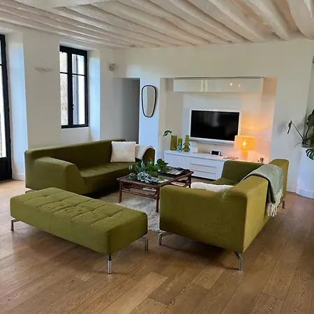 Maison De Charme Dans Le Vieux Homestay